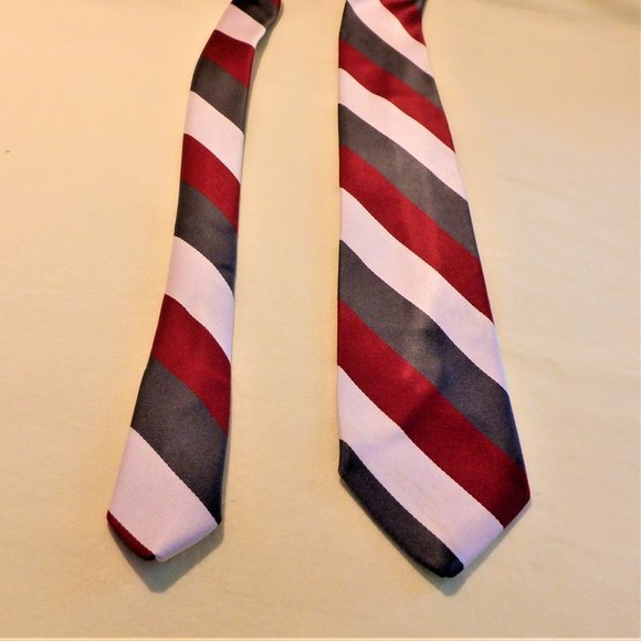 Other - *** EATON's *** Tie